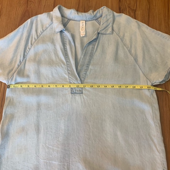Anthropologie Amadi Chambray Tunic V-Neck Top - Picture 5 of 8